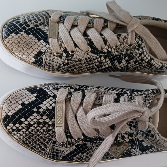 Guess Womens Sneakers Snake Print 6.5 - Picture 5 of 5